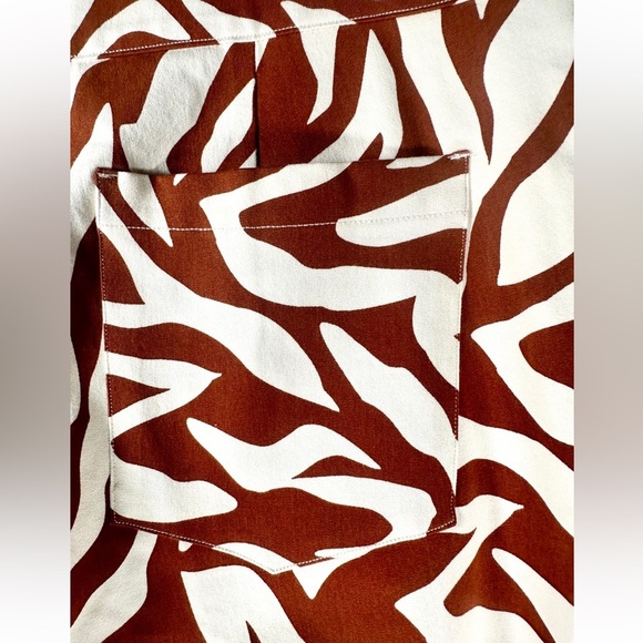 NWT Spanx On-the-Go Printed Ankle Slim Straight Pant Clay Zebra Stripe Petite XL - Picture 15 of 16